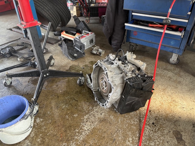 突然の警告と変速異常…ボルボのミッショントラブルを修理｜Dr.輸入車丸亀店