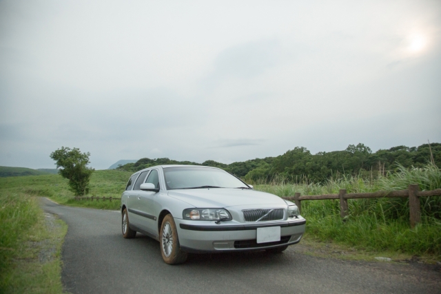 ボルボの車検費用などについて解説