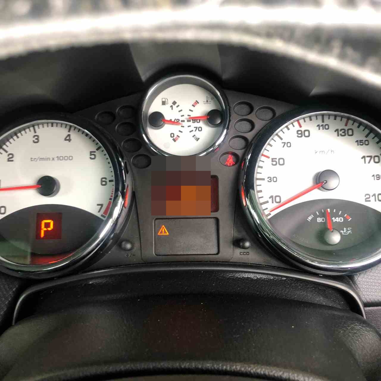 H20　プジョー207　球切れ警告灯点灯